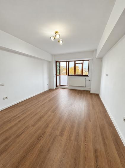 Apartament cu 3 camere în Gorjului