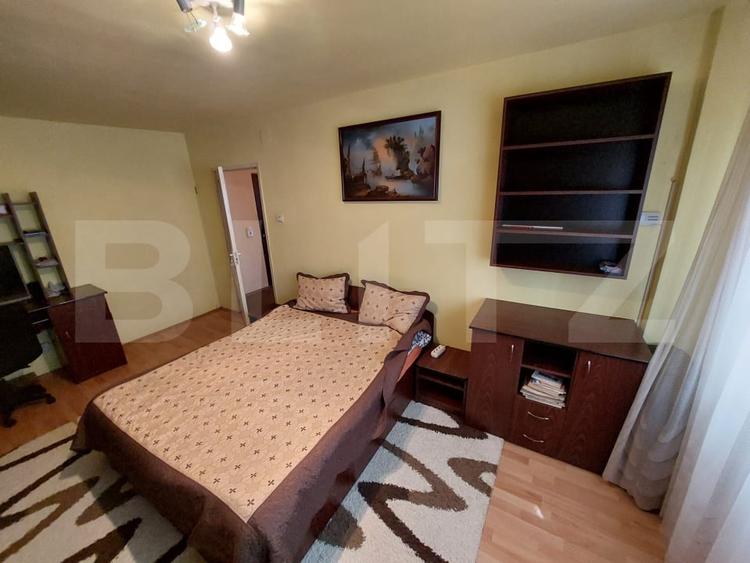 Apartament cu 2 camere decomandat, mobilat în Sud