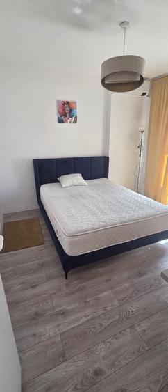 Apartament cu 2 camere semidecomandat, mobilat în Politehnica