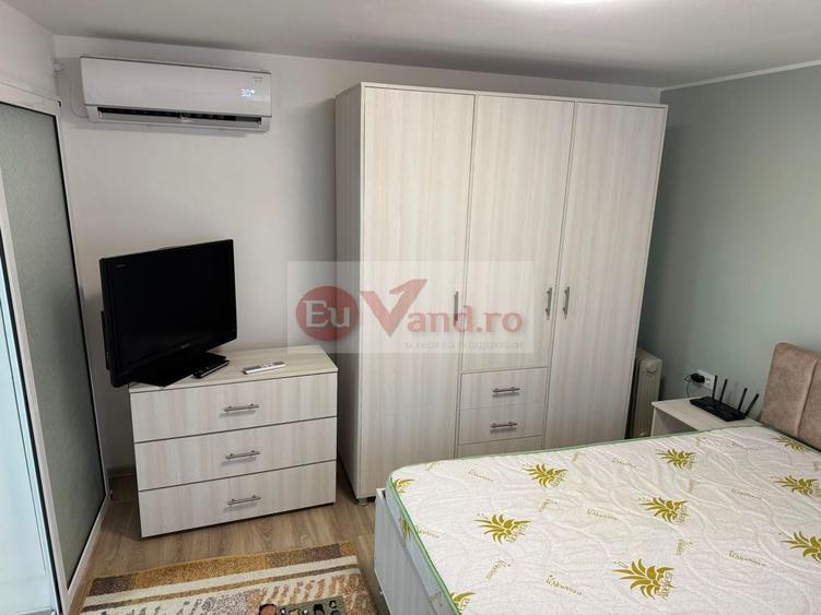 Garsonieră decomandată, mobilată în Vest