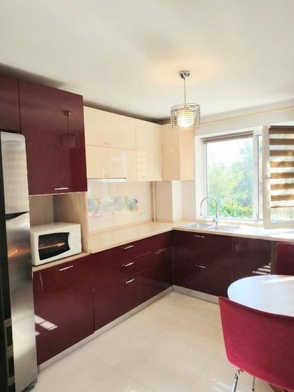 Apartament cu 4 camere decomandat, mobilat în Inel II
