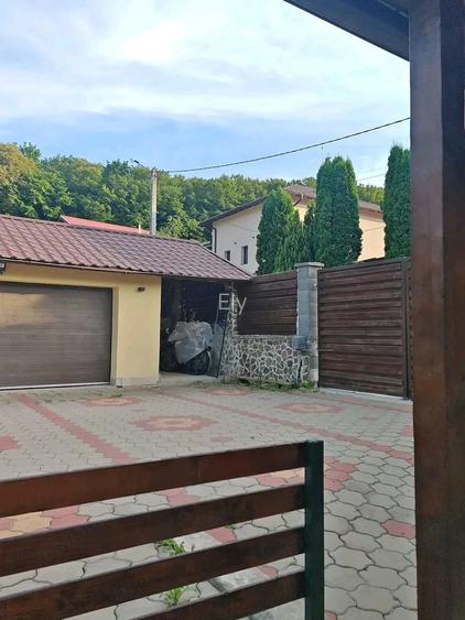 Casa de vanzare pe Dealul Budacului direct de la proprietar