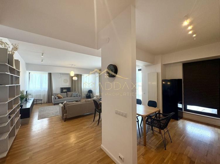 Apartament cu 3 camere decomandat, mobilat în Central