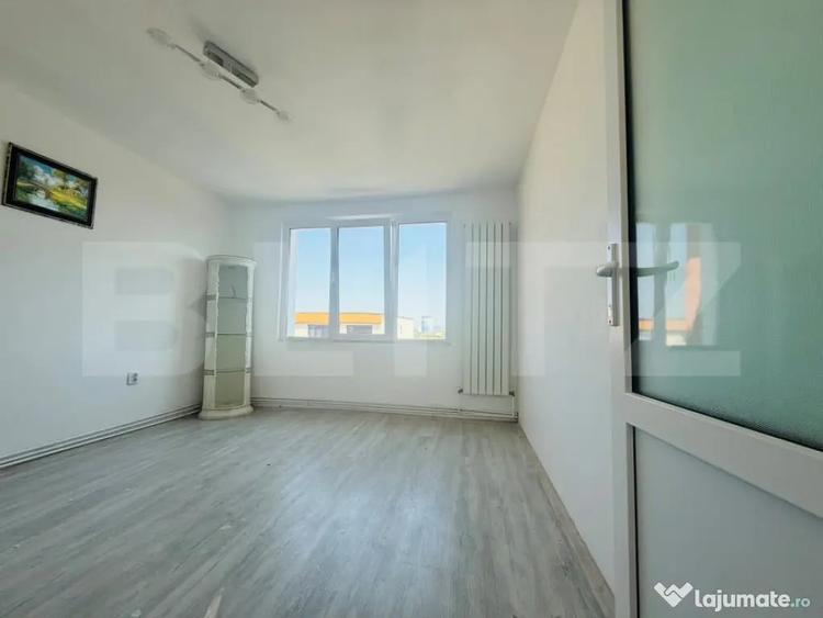 Apartament cu 2 camere decomandat în Noua