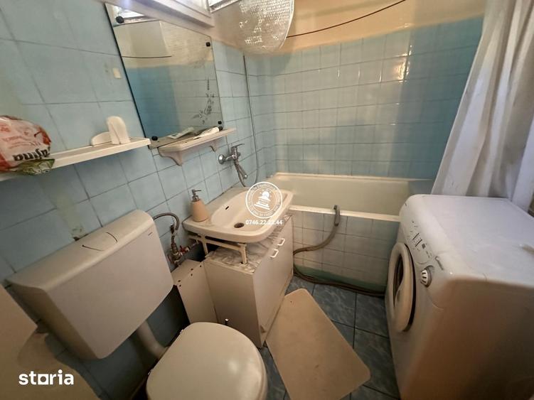 Apartament cu 3 camere decomandat în Piața Unirii
