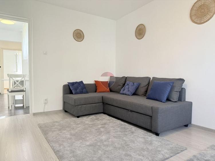 Apartament cu 2 camere decomandat, mobilat în Drumul Taberei