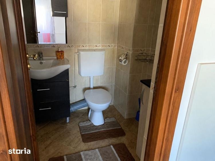Apartament cu 3 camere decomandat în 1 Mai