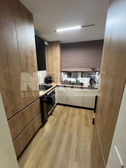 Apartament cu 3 camere semidecomandat, mobilat în Ultracentral