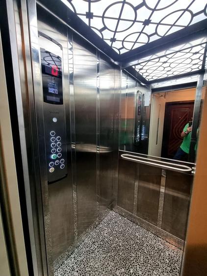 Apartament cu 3 camere semidecomandat, mobilat în Ultracentral
