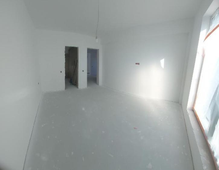Casă cu 3 camere cu Teren 320 Mp în Vârteju