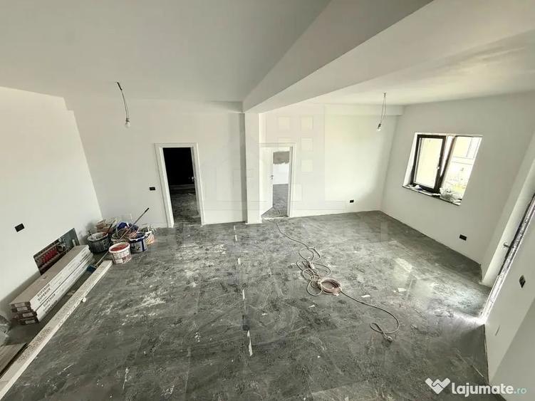 Casă cu 4 camere cu Teren 300 Mp în Calea București