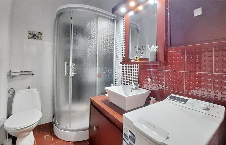 Casă individuală cu 5 camere cu Canalizare în Sânpetru