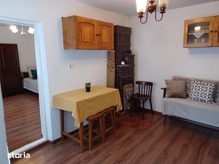 Casă cu 4 camere cu Teren 458 Mp în Central