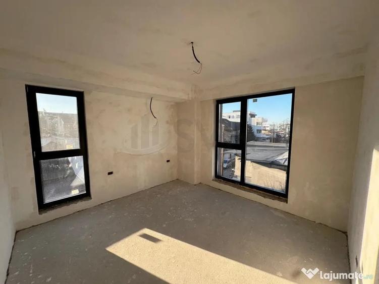 Apartament cu 3 camere decomandat în Aviației