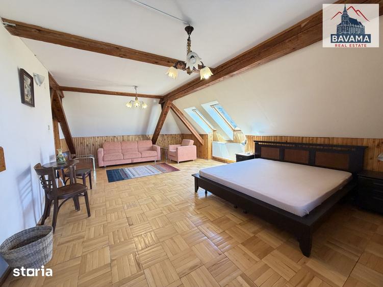 Apartament cu 3 camere, mobilat în Schei