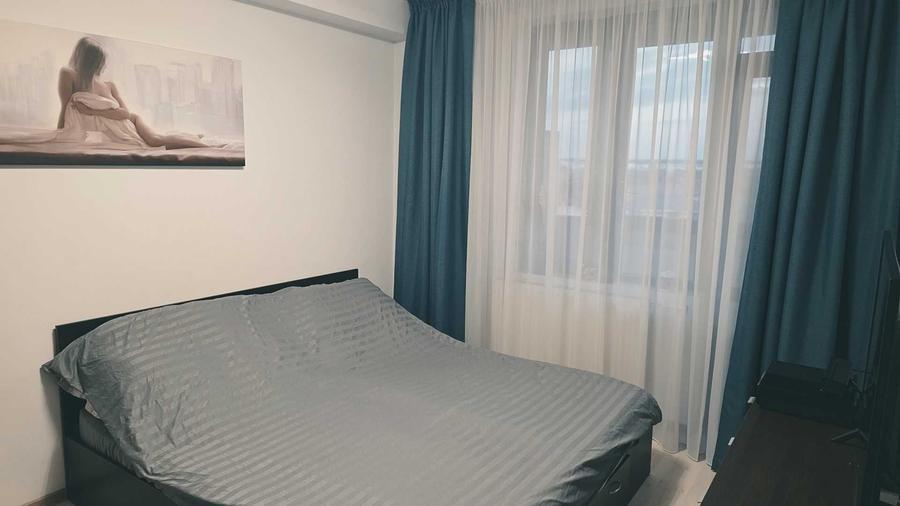 Apartament cu 2 camere semidecomandat, mobilat în Central