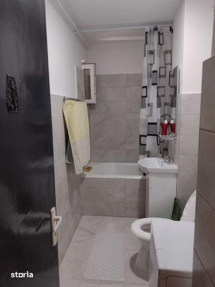 Apartament cu 2 camere decomandat în Ostroveni