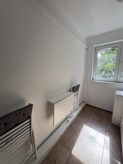 Apartament cu 2 camere semidecomandat în Victoriei
