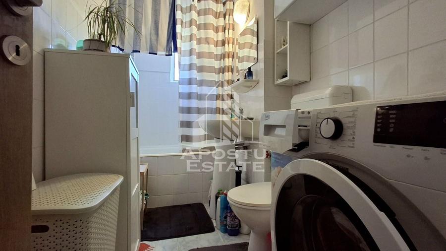 Apartament cu 2 camere semidecomandat, mobilat în Micălaca