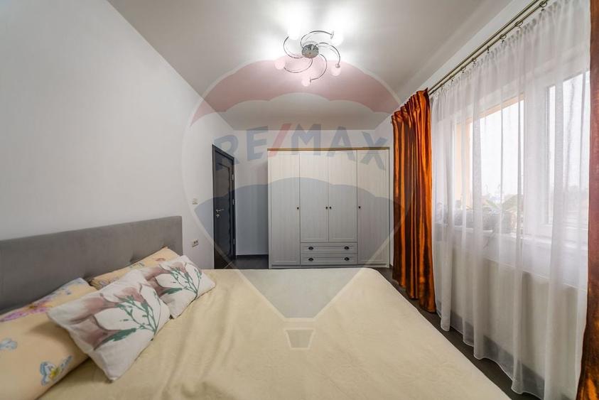 Apartament cu 3 camere decomandat, mobilat în Micălaca