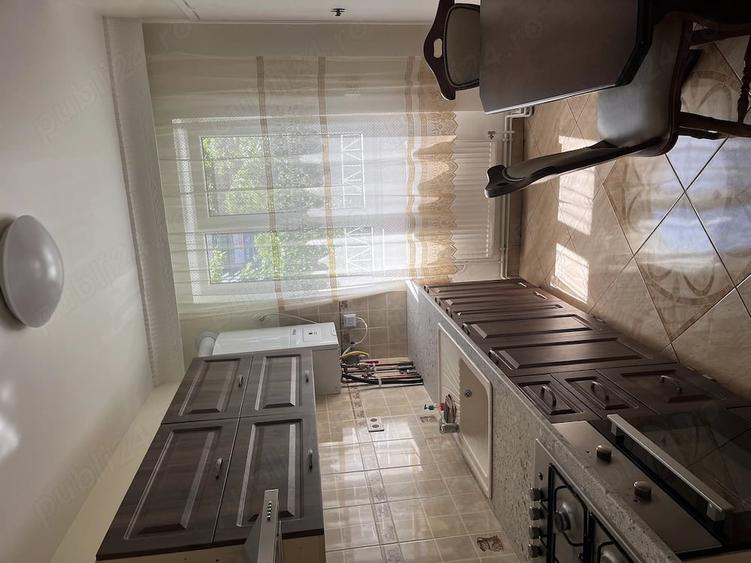 Apartament cu 2 camere decomandat în Săsar