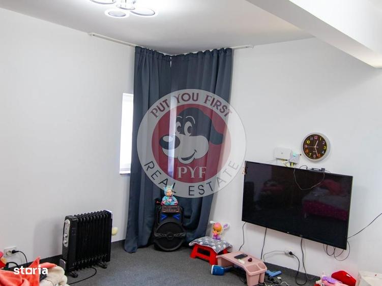 Apartament cu 7 camere semidecomandat în Romană
