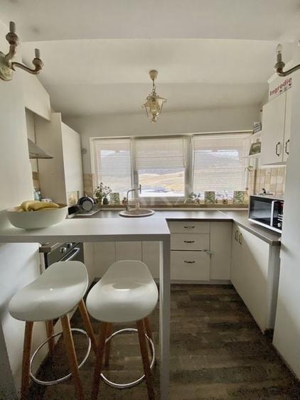 Apartament cu 3 camere semidecomandat, mobilat în Florești — fotografia 3