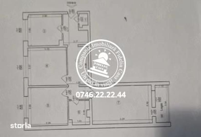 Apartament cu 3 camere decomandat în Gară
