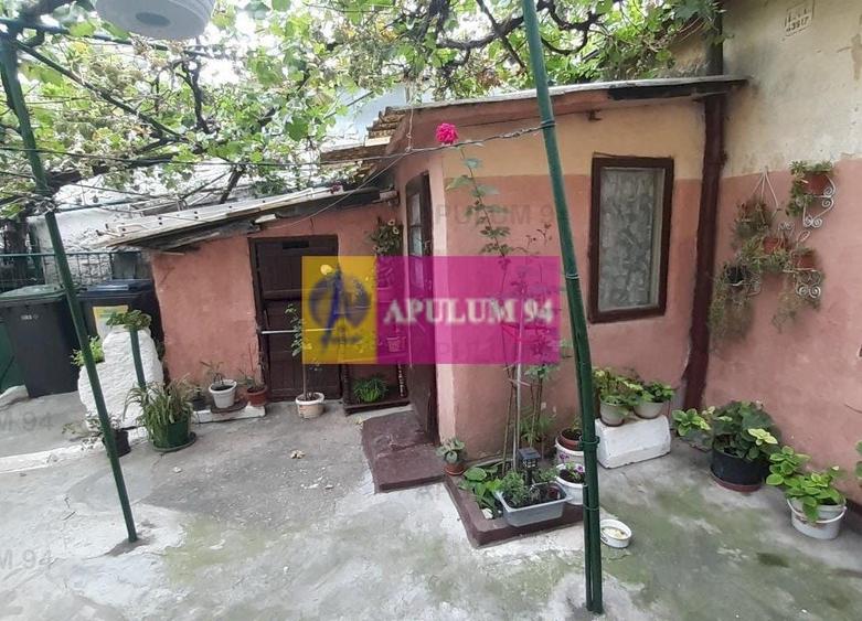 Casă cu 3 camere semidecomandat cu Canalizare în Alba Iulia