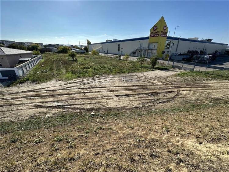 Teren Construcții intravilan de 669 mp, în Nord