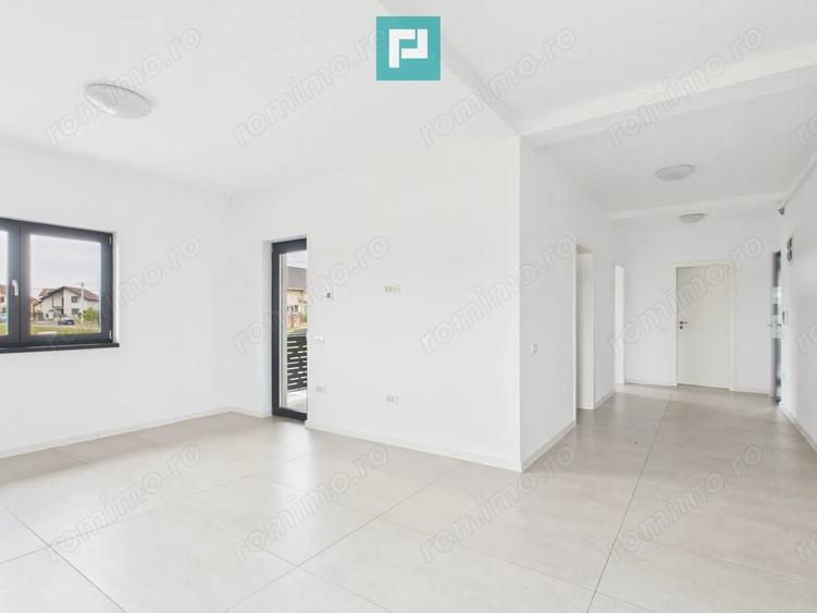 Apartament cu 2 camere decomandat în Moșnița Veche