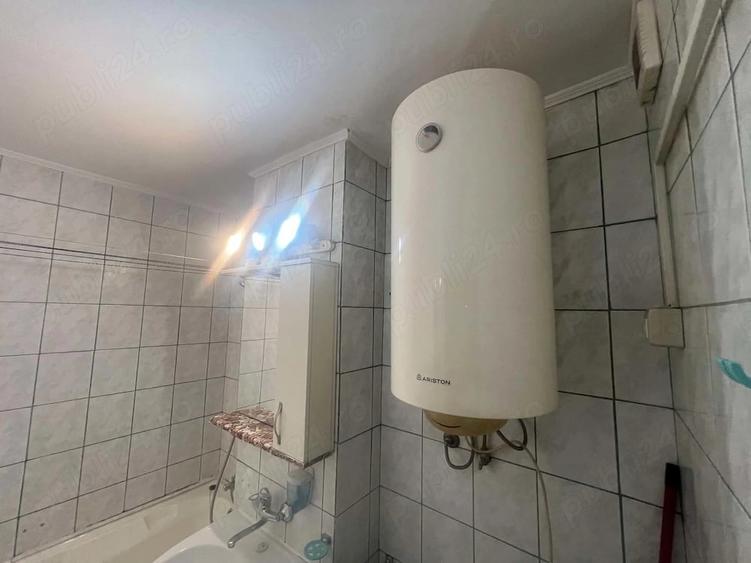 Apartament cu 2 camere semidecomandat în Aurel Vlaicu