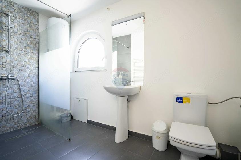 Casă cu 6 camere cu Teren 116 Mp în Ultracentral