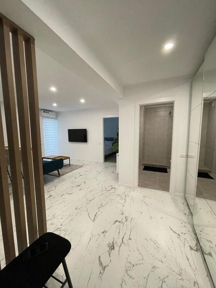 Apartament cu 2 camere semidecomandat în Central