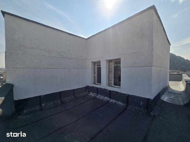 Garsonieră decomandată în Central