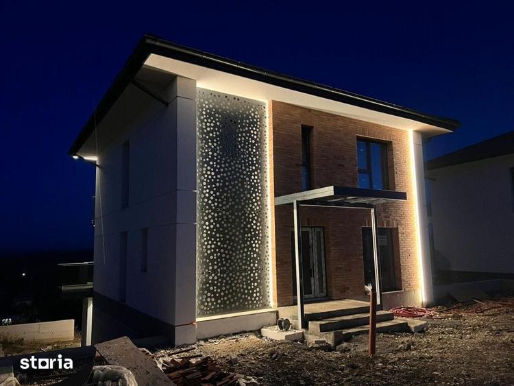 Casă cu 4 camere cu Teren 486 Mp în Apahida