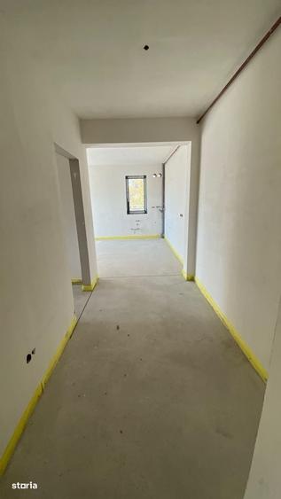Apartament cu 3 camere în Republicii