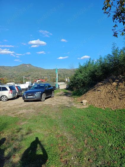 Teren de 2800 mp, în Central