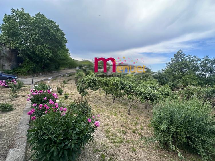 Teren agricol intravilan de 2800 mp, în Nord-Vest