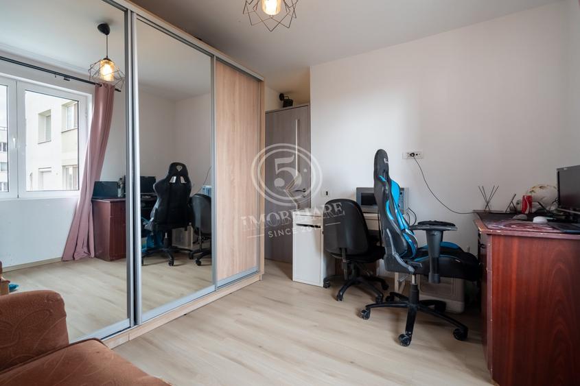 Apartament cu 3 camere decomandat, mobilat în Dristor