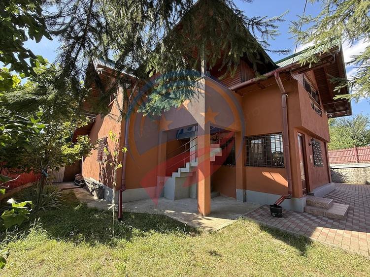 Casă cu 3 camere cu Teren 2100 Mp în Bunești (Mălureni)