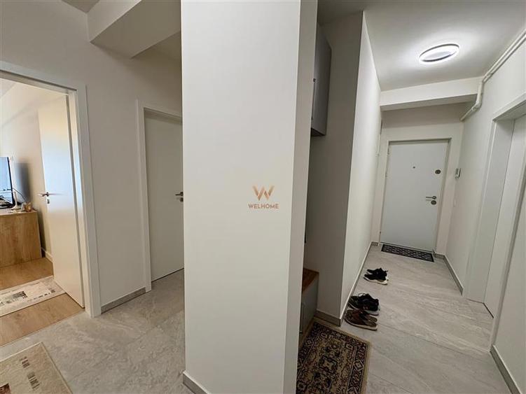 Apartament cu 3 camere semidecomandat în Exterior Vest