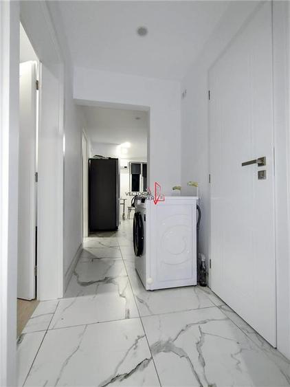Apartament cu 3 camere decomandat în Titan