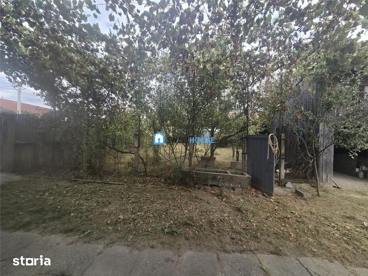 Casă cu 3 camere cu Teren 1100 Mp în Mândra