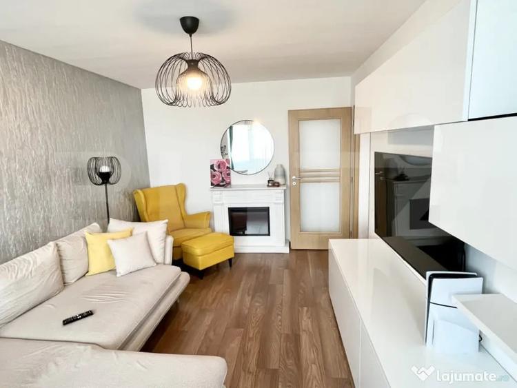 Apartament cu 3 camere decomandat în Dacia