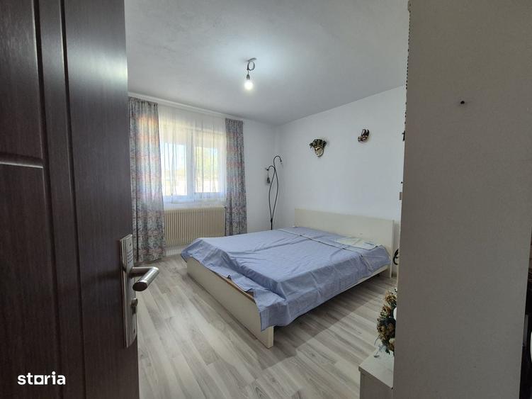 Casă cu 3 camere în Central