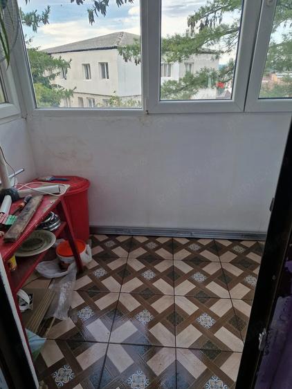 Apartament cu 2 camere semidecomandat în Micro 9
