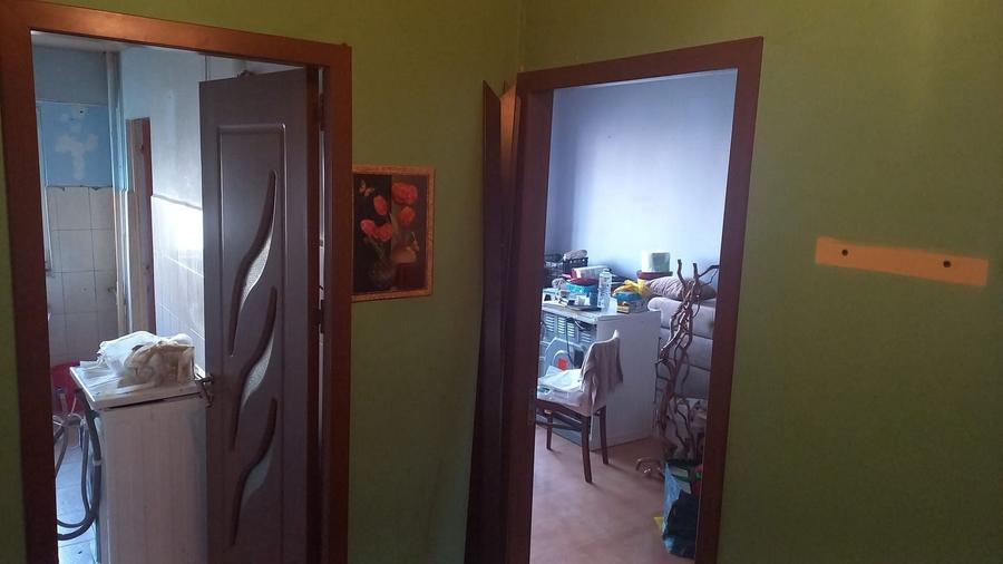 Garsonieră decomandată, mobilată în Titan