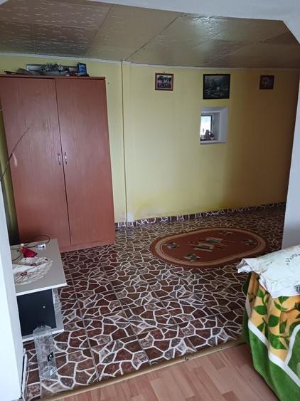 Casă cu 3 camere în Central