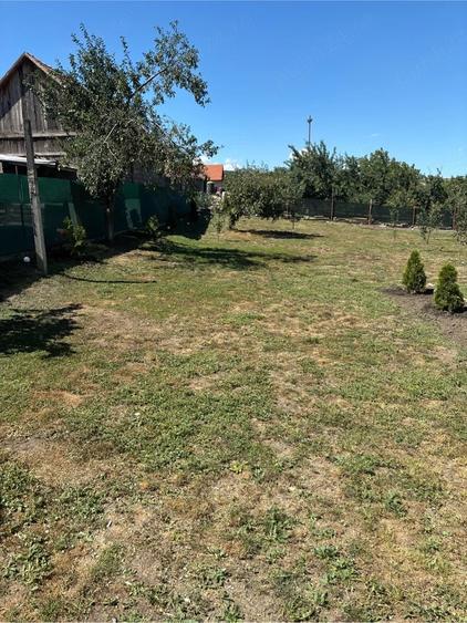 Casă cu 4 camere cu Teren 600 Mp în Grindeni